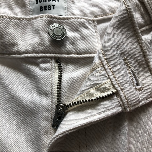 Aritzia Sunday Best Demo Cargo Short in Sandstorm - Picture 8 of 15